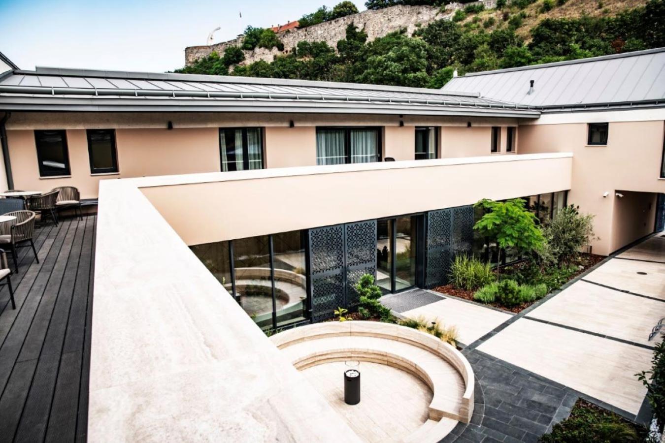 Villa Gran エステルゴム エクステリア 写真